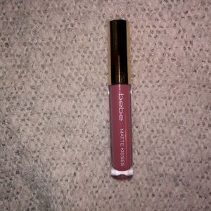 (UNOPENED)Pink lipstick BEBE x matte kisses